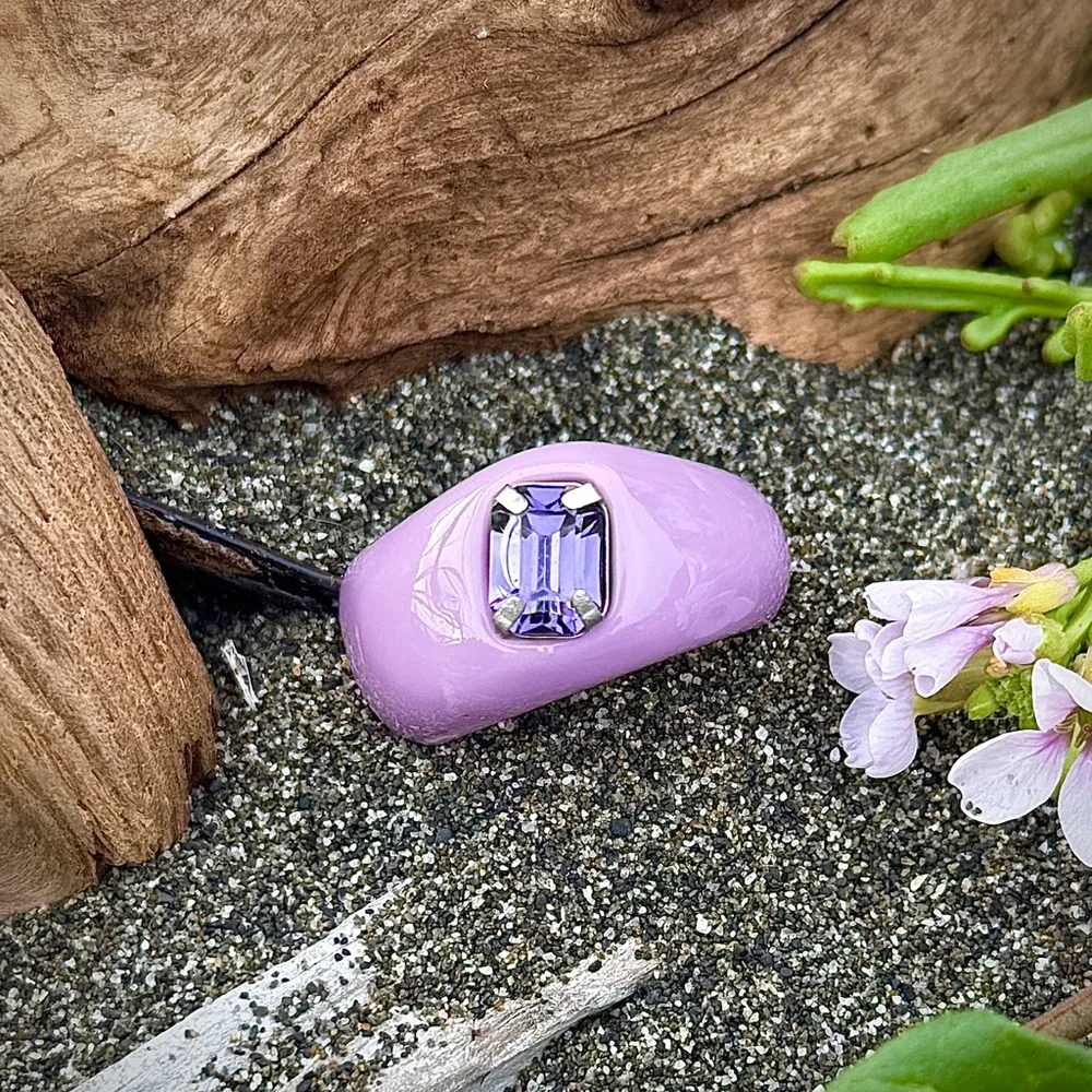Purple Lavender Lilac Solitaire Rhinestone Resin Ring Size 6.75/7 - Picture 6 of 10